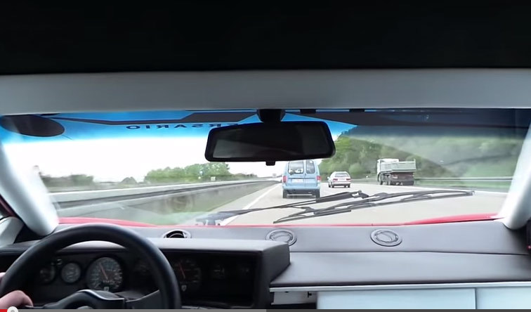 Vidéo : 280 km/h en Countach, ça rend sourd !