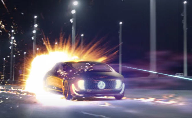 Quand Mercedes se la joue Retour vers le Futur
