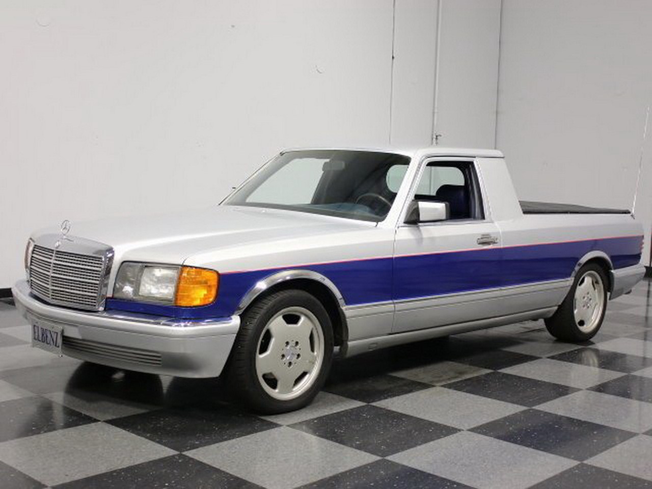 Insolite : une Mercedes 420 SEL transformée en pick-up
