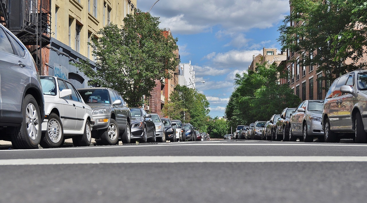 Le marché du stationnement : acheter une place de parking ou un box