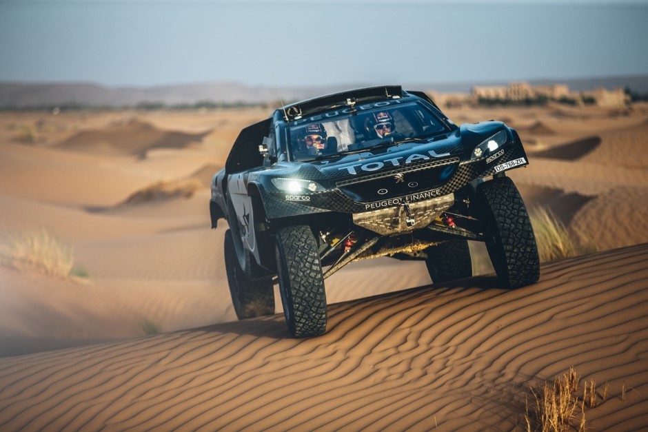 Le Peugeot 2008 DKR 2016 Ã l'assaut du Dakar