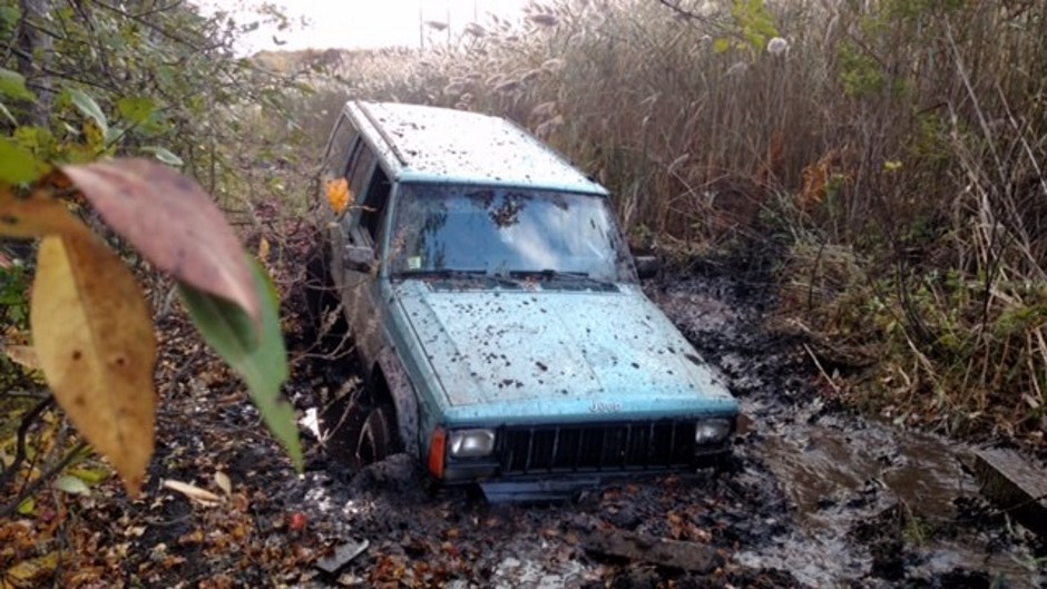 Fail : son plantage de Jeep dans la boue va lui coûter 48 000 dollars