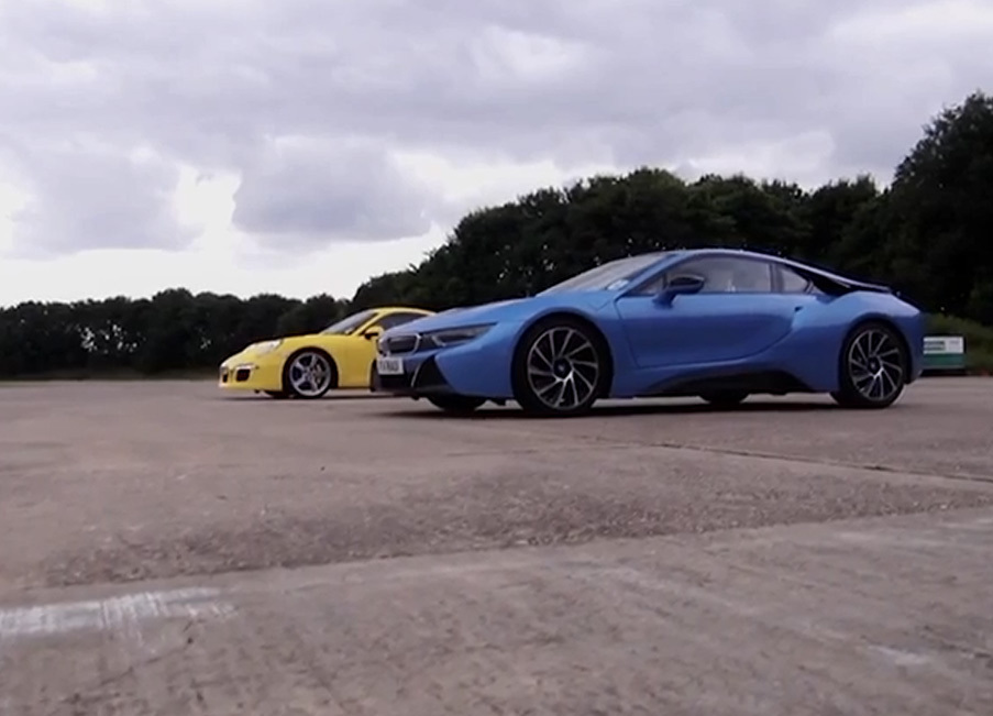Duel en vidéo : Porsche 911 contre BMW i8
