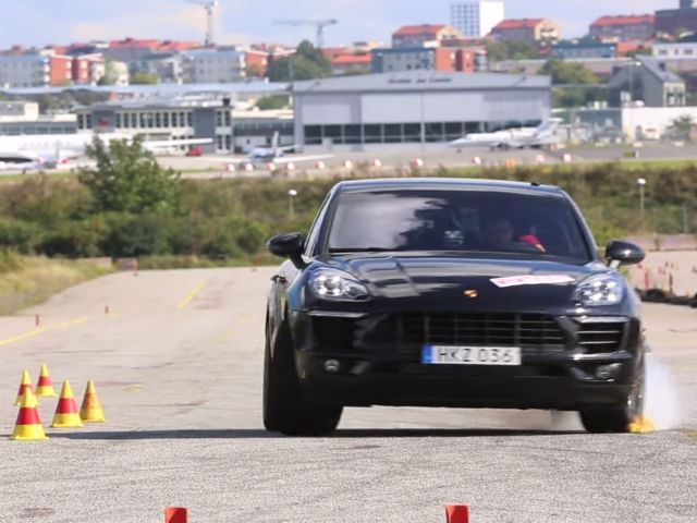 Le Porsche Macan échoue au test de l'élan