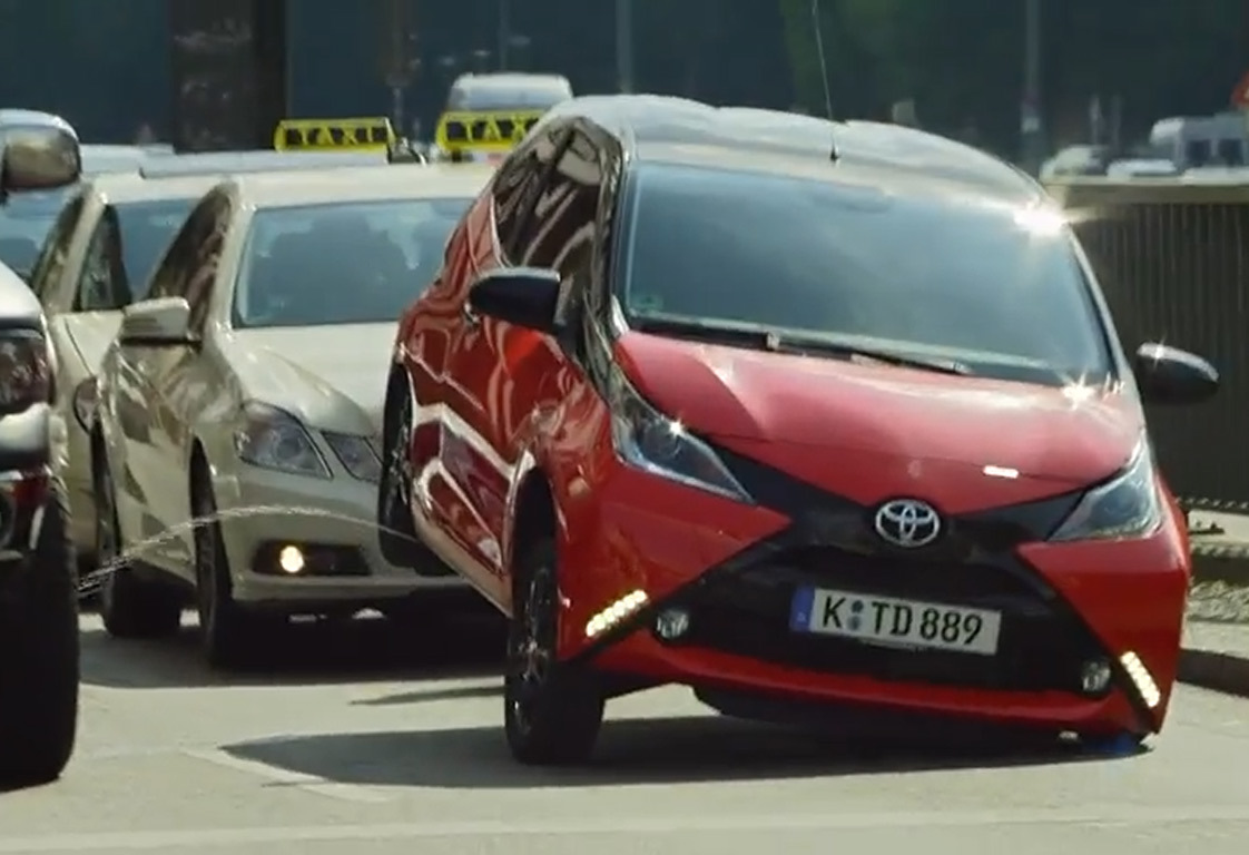 Quand une Toyota urine à tous les coins de rue