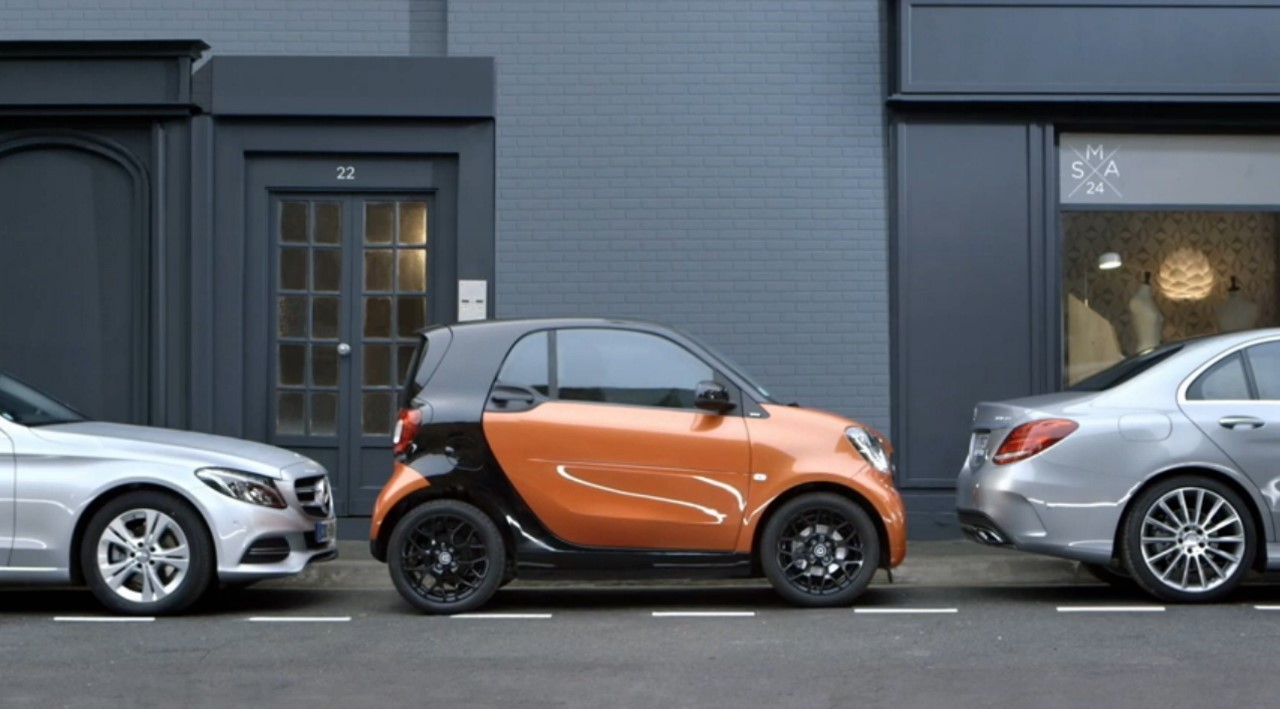 Publicité : la Smart Fortwo est désolée pour les autres