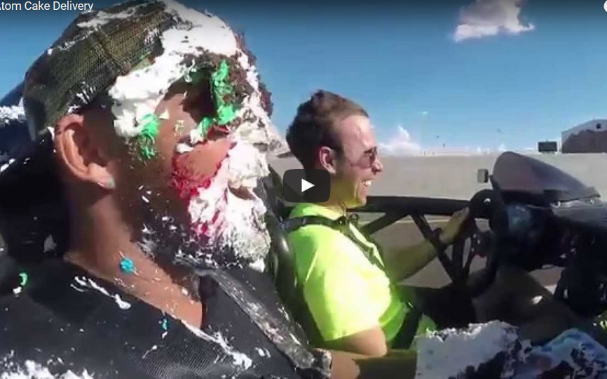 Le test de la tarte à la crème en Ariel Atom