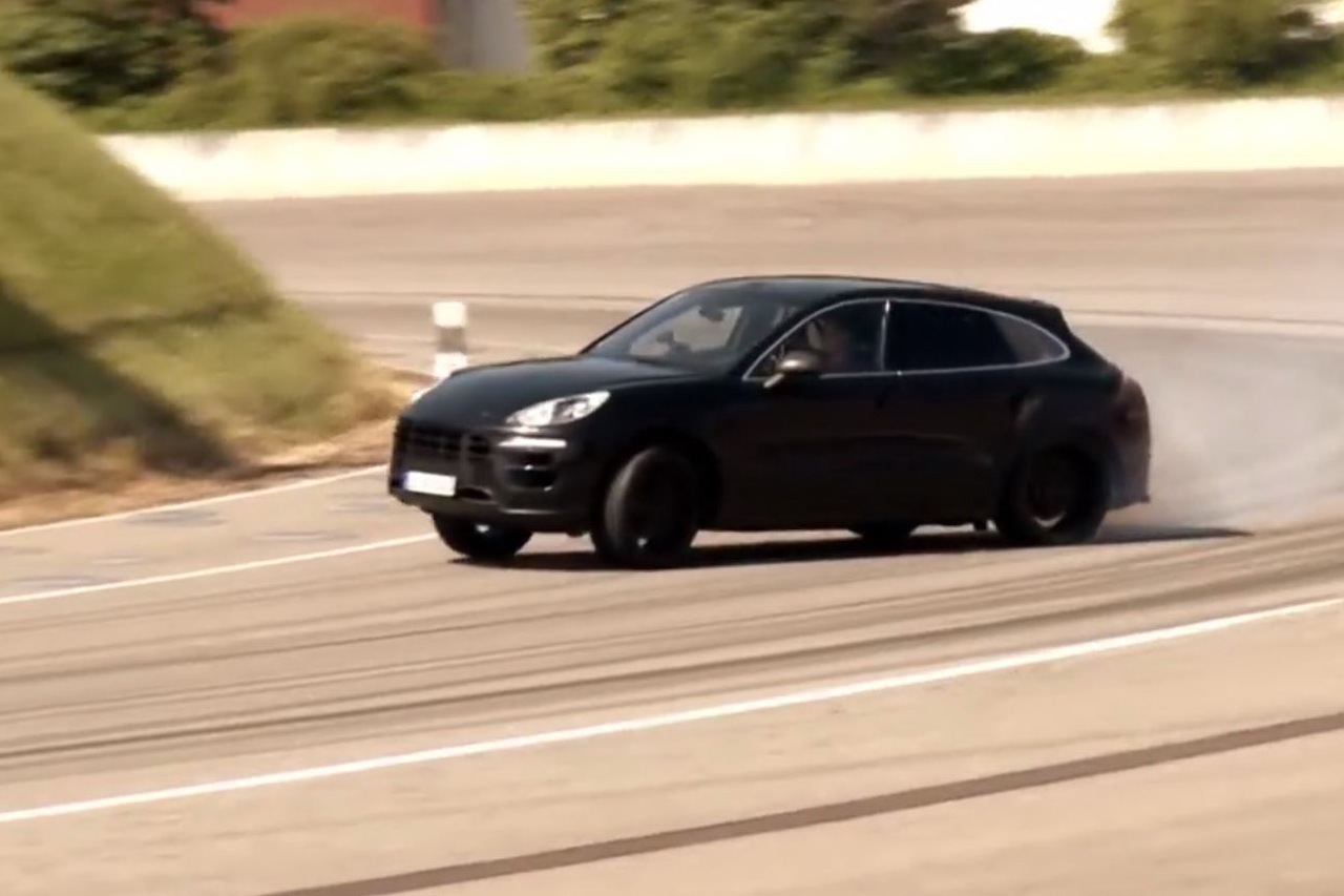 VIDEO - Le nouveau Porsche Macan en glisse sur circuit