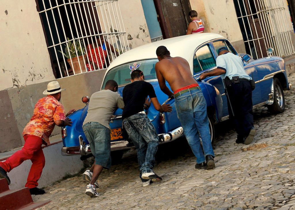 A la découverte du musée automobile 50's à l'air libre de Cuba