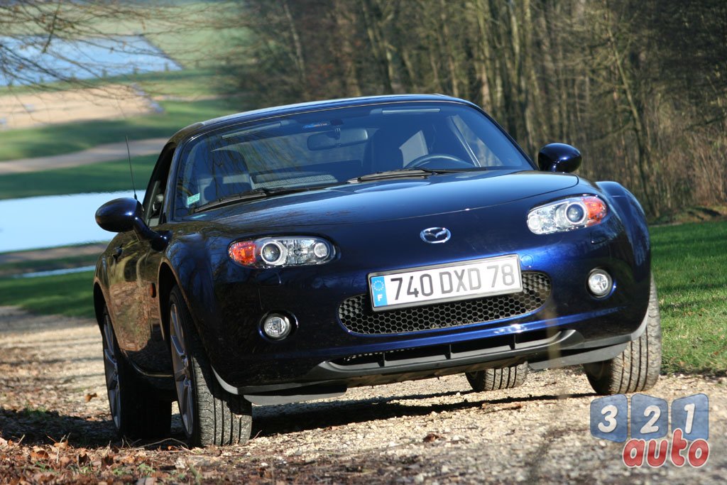 La Miata évite les pièges