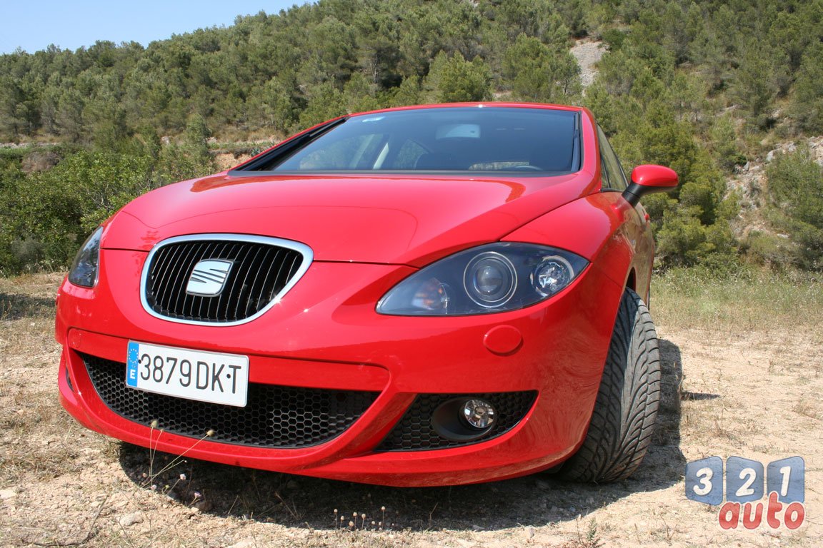 Une Leon aux dents longues