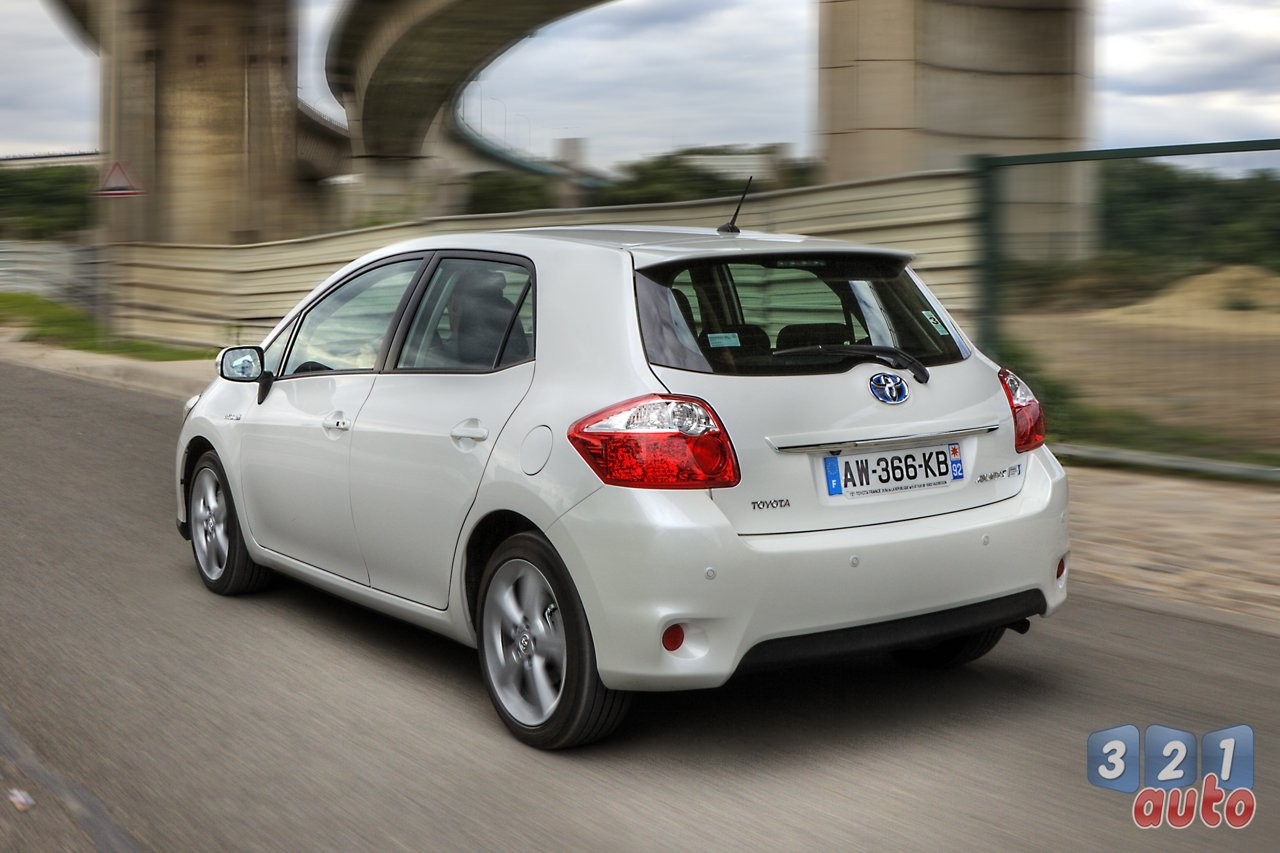 Comment rouler en hybride sans se faire remarquer ?