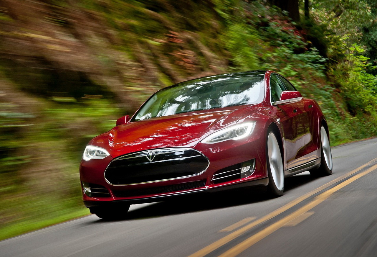 Essai Tesla Model S Performance (2013) : on peut voyager en voiture électrique