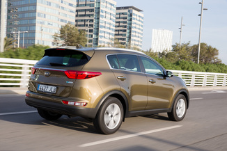 Toyota Rav4 Dimensions >> Fiche technique Kia Sportage IV 1.7 CRDi 115ch ISG Motion ... Toyota Rav4 Dimensions >> Fiche technique Kia Sportage IV 1.7 CRDi 115ch ISG Motion ...