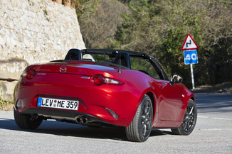 fiche technique mazda mx 5 iii 1 5 skyactiv g 131 el 233 gance fiche technique mazda mx 5 iii 1 5 skyactiv g 131 el 233 gance