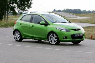 Mazda 2 elegance 2009