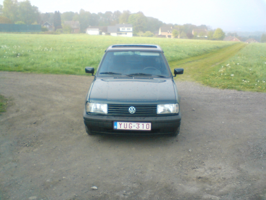 ma polo broute et cale Volkswagen Polo Essence Auto Evasion