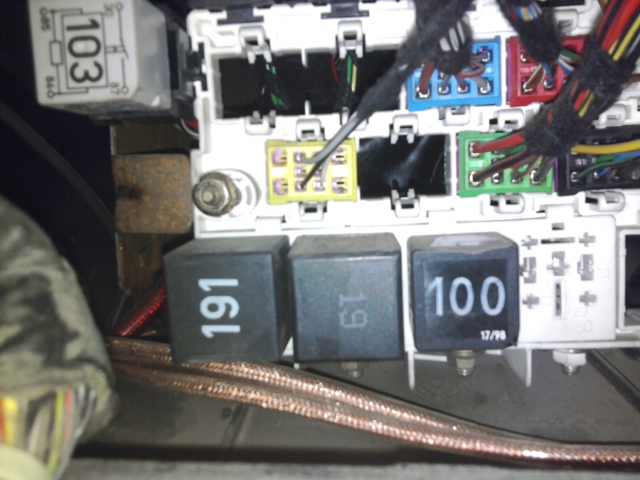 probléme de feux de croisement Volkswagen Polo Diesel Auto