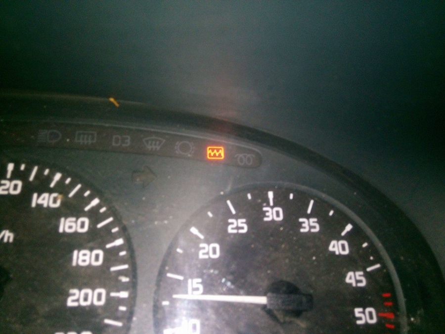probleme voyant reste allumer Renault Megane Diesel Auto Evasion Forum Auto probleme voyant reste allumer Renault Megane Diesel Auto Evasion Forum Auto
