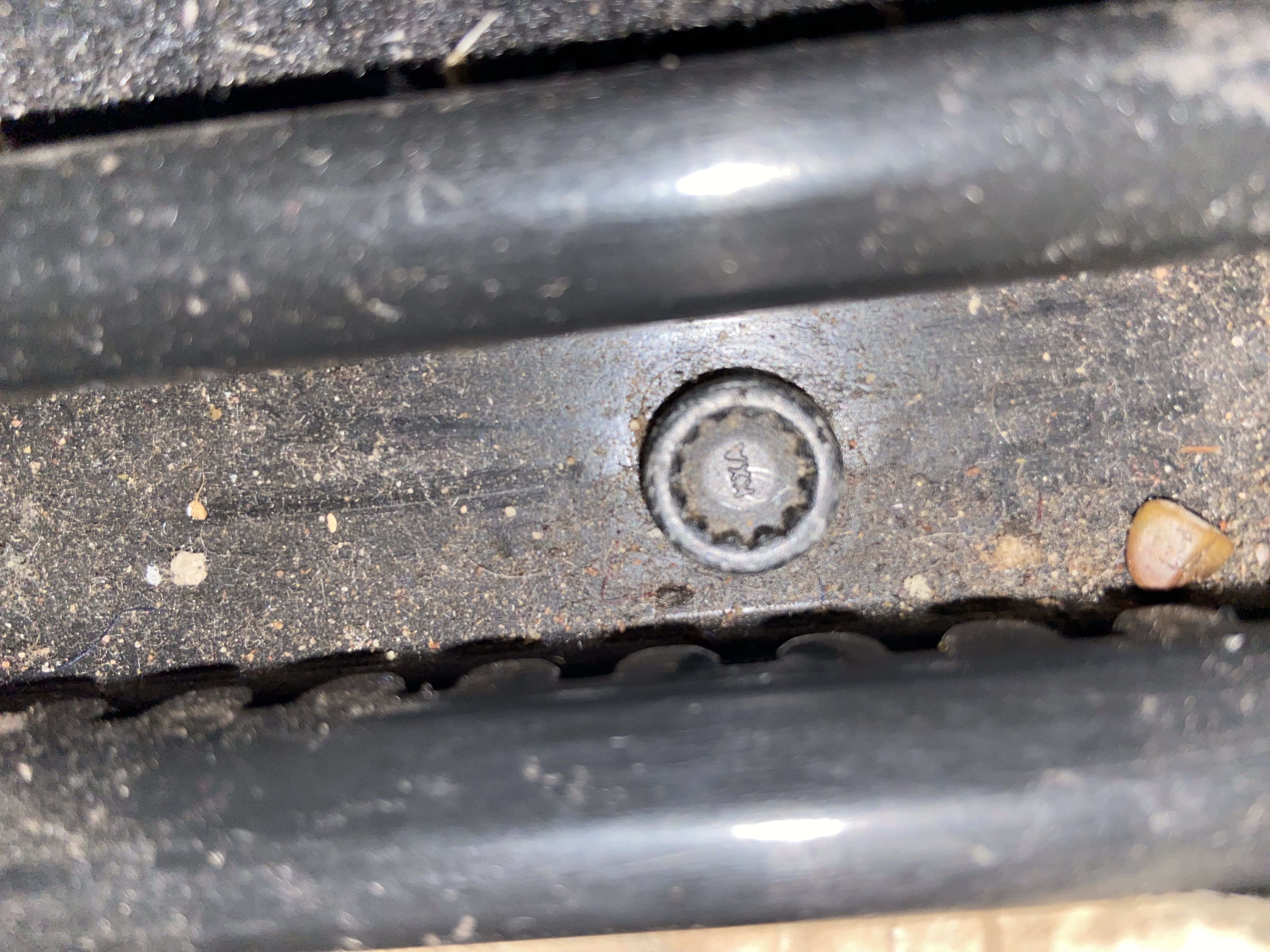 Problème démontage siège seat 3 6L 75cv essence Seat Essence Auto Evasion