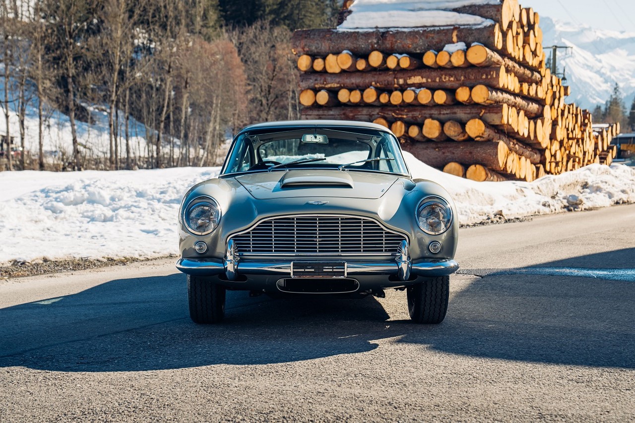 Aston Martin DB5 Connery Wood