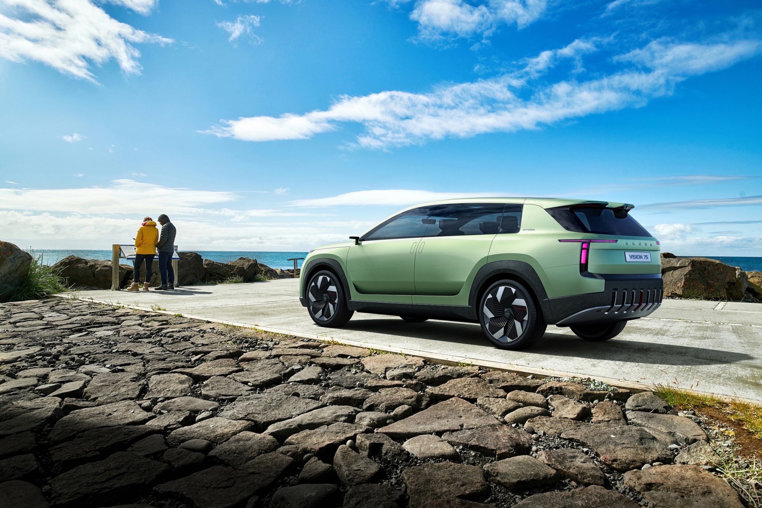 Skoda Vision 7S advertisement