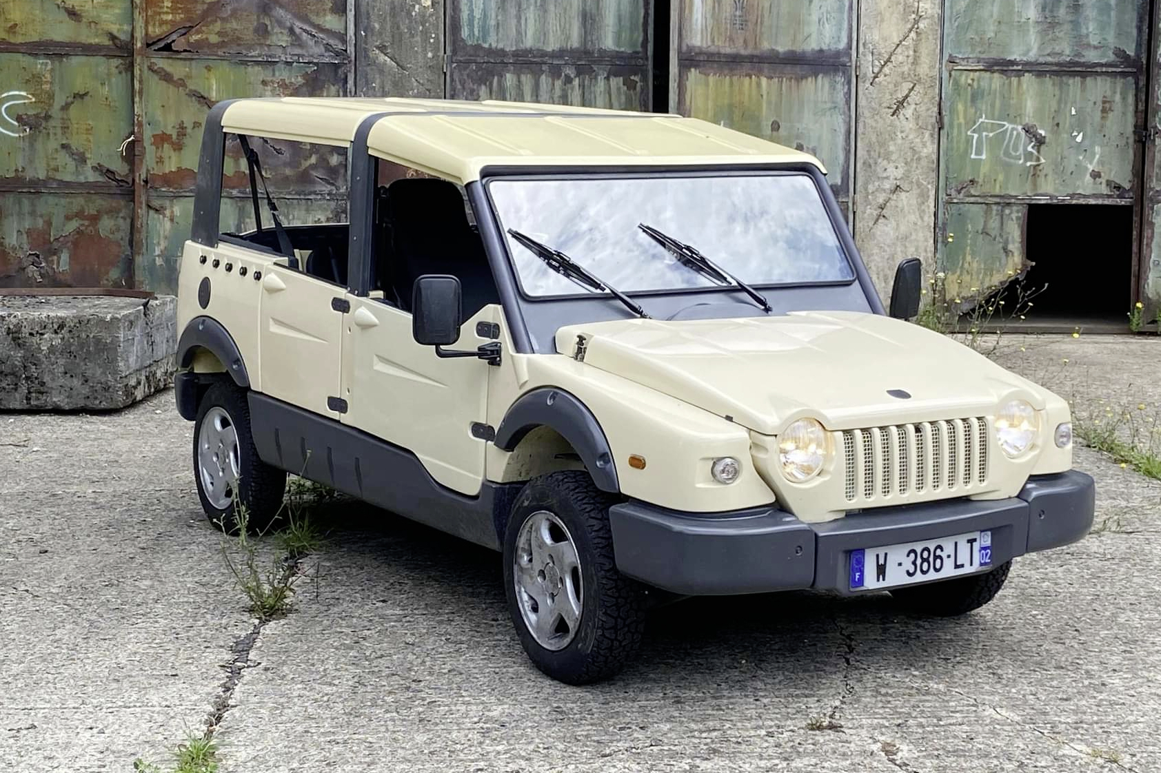 Photo 5 La Forest carrosserie MiMéhari, miJeep voici La Forest