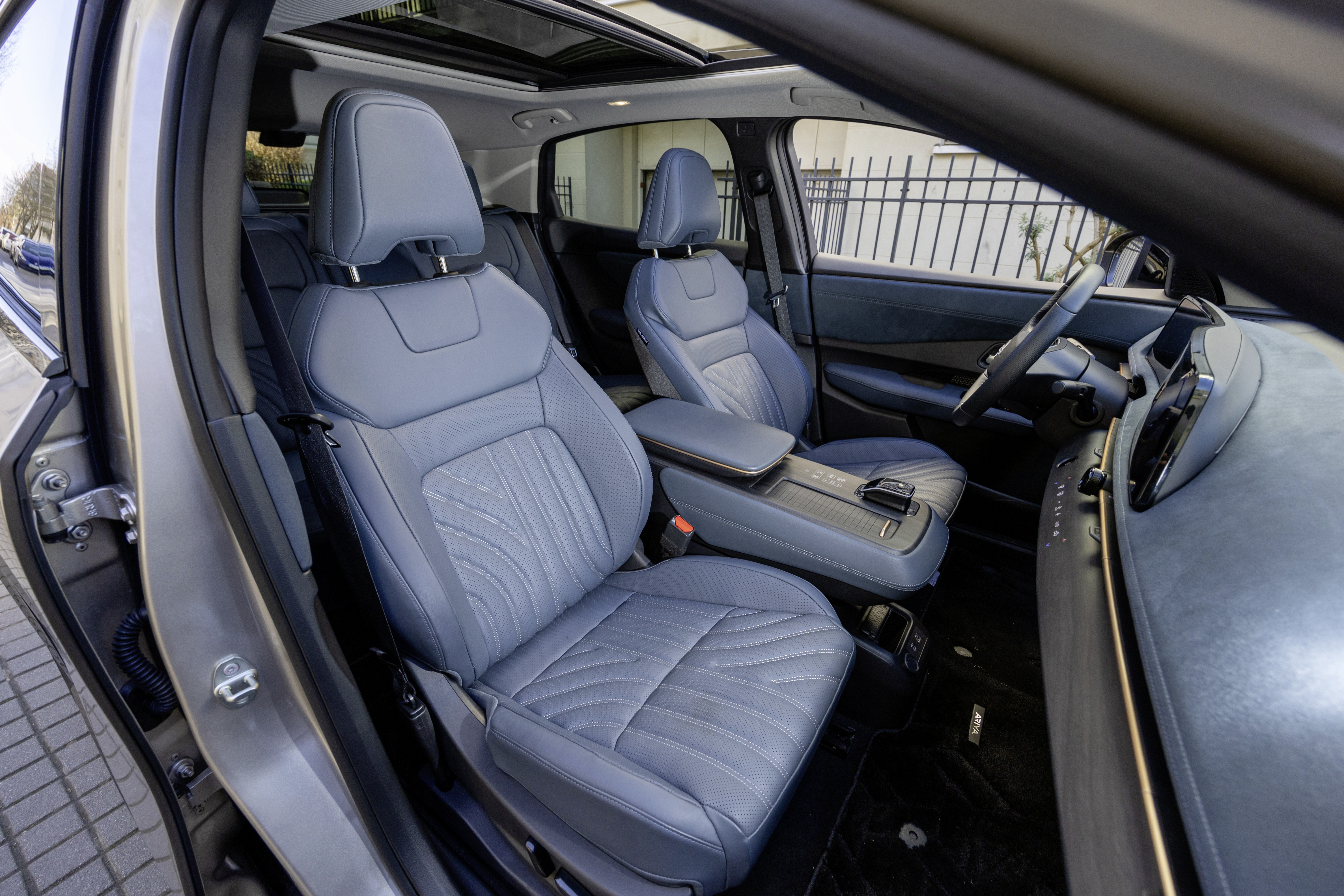 Prix, fiche technique et autonomie  retrouvez notre avis sur le Nissan Ariya