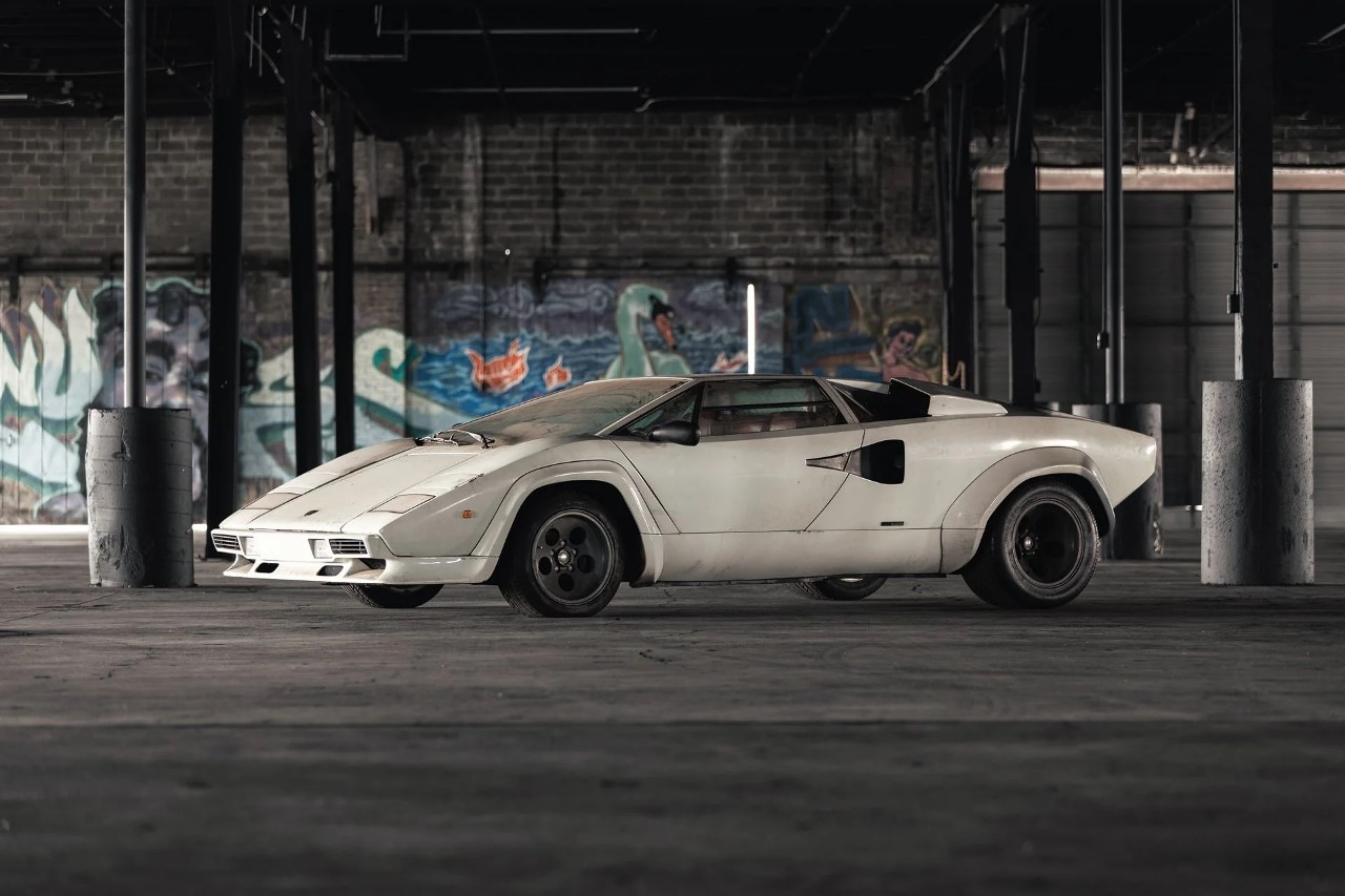 Nouveauté. La nouvelle Lamborghini Countach est sur la route