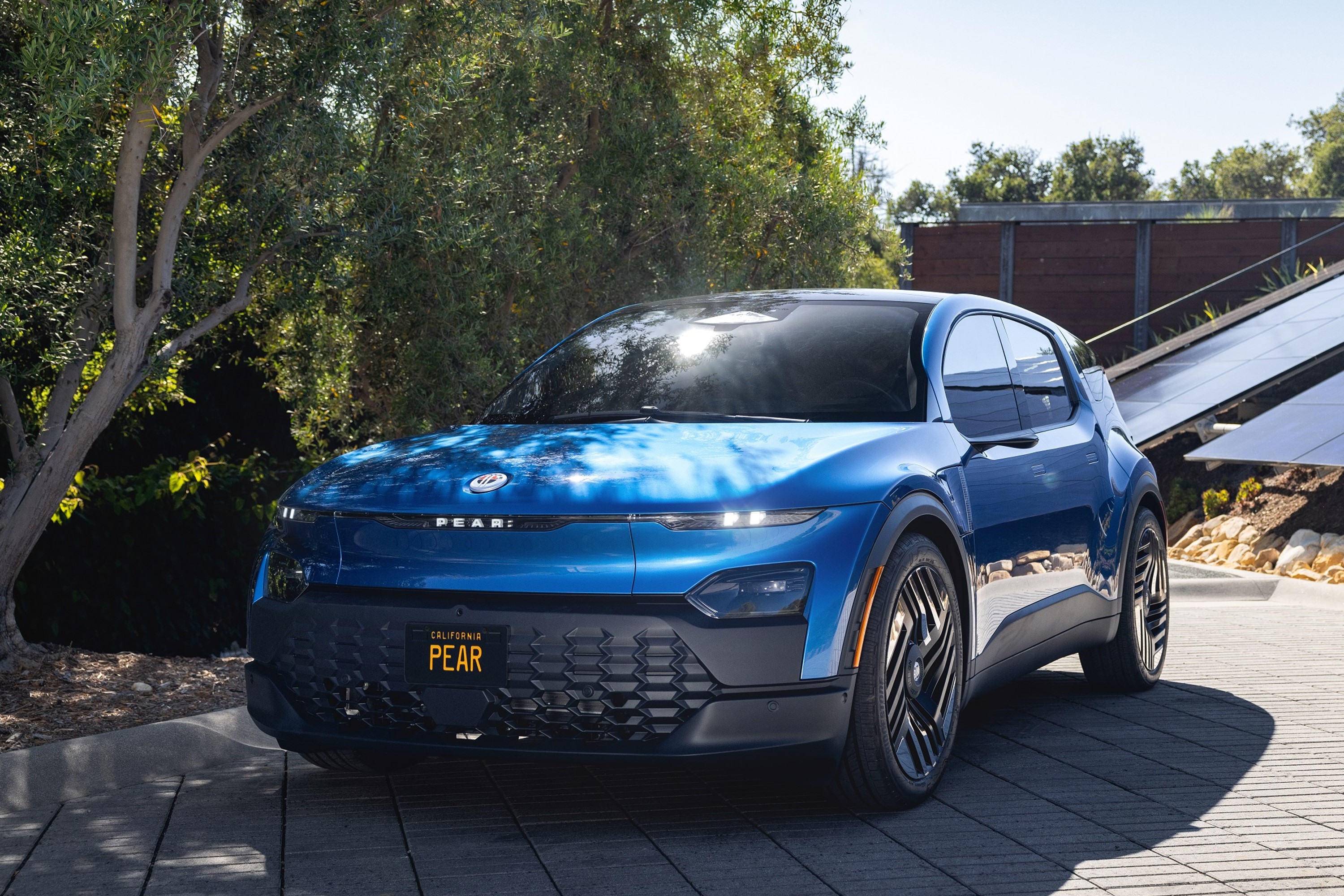 Fisker Pear (2025). L'original SUV compact électrique en détail