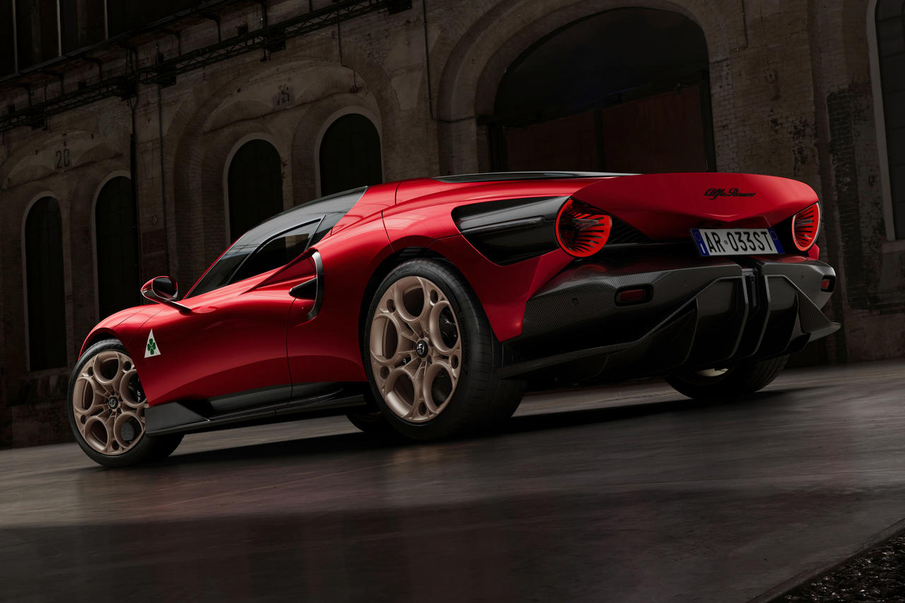 Diaporama et photos Alfa Romeo 33 Stradale (2023). Photos et