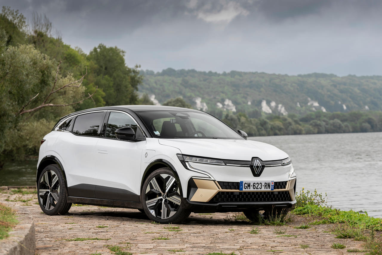Renault Mégane ETech restylée (2025). Un lifting pour se rapprocher du