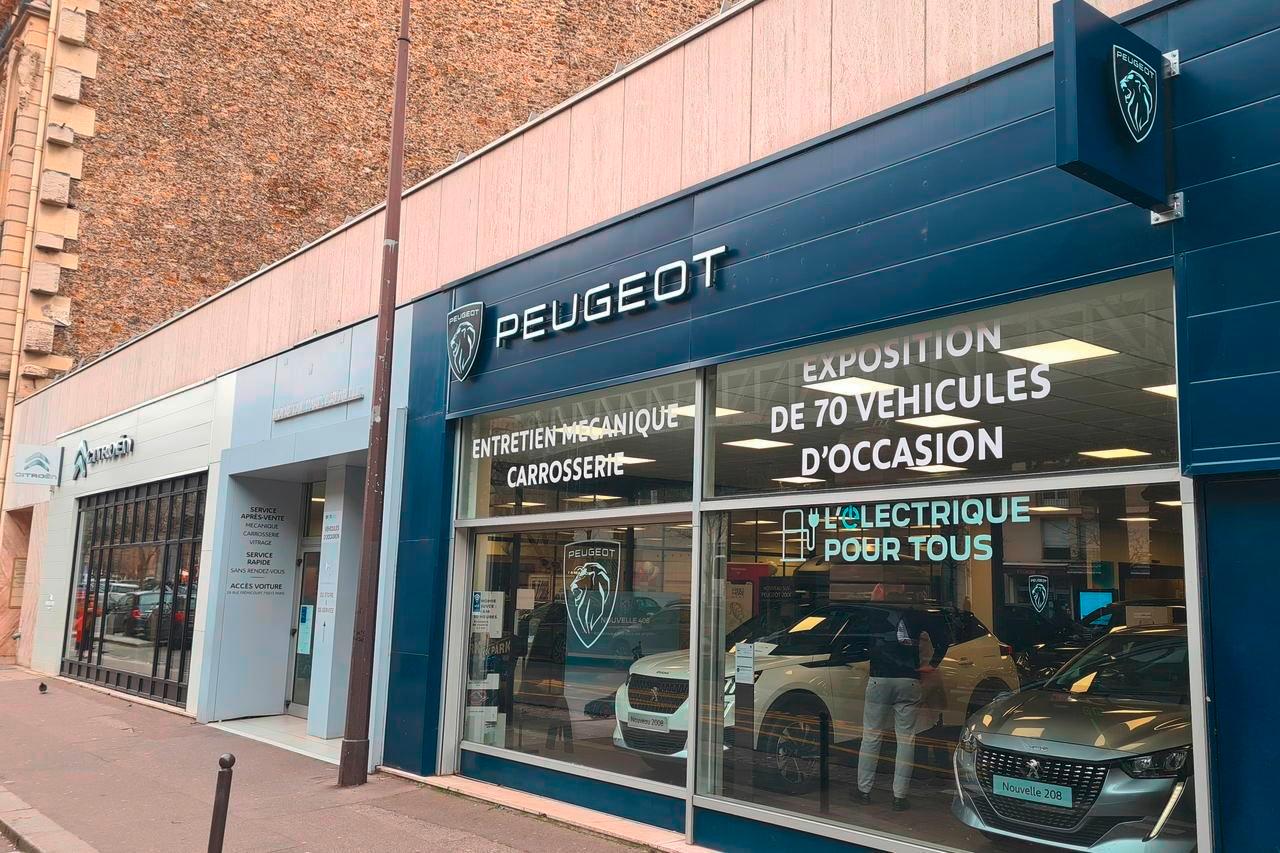 Photo 1 concession Peugeot Paris La logistique de Stellantis entre