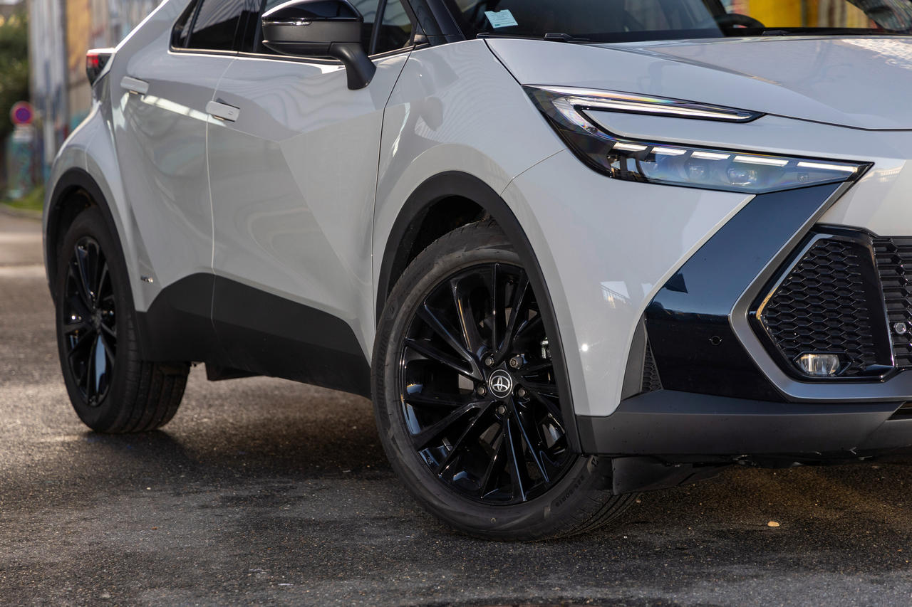 2024 C Hr Gr Sport: Performance, Price & Everything Else - o16iix0