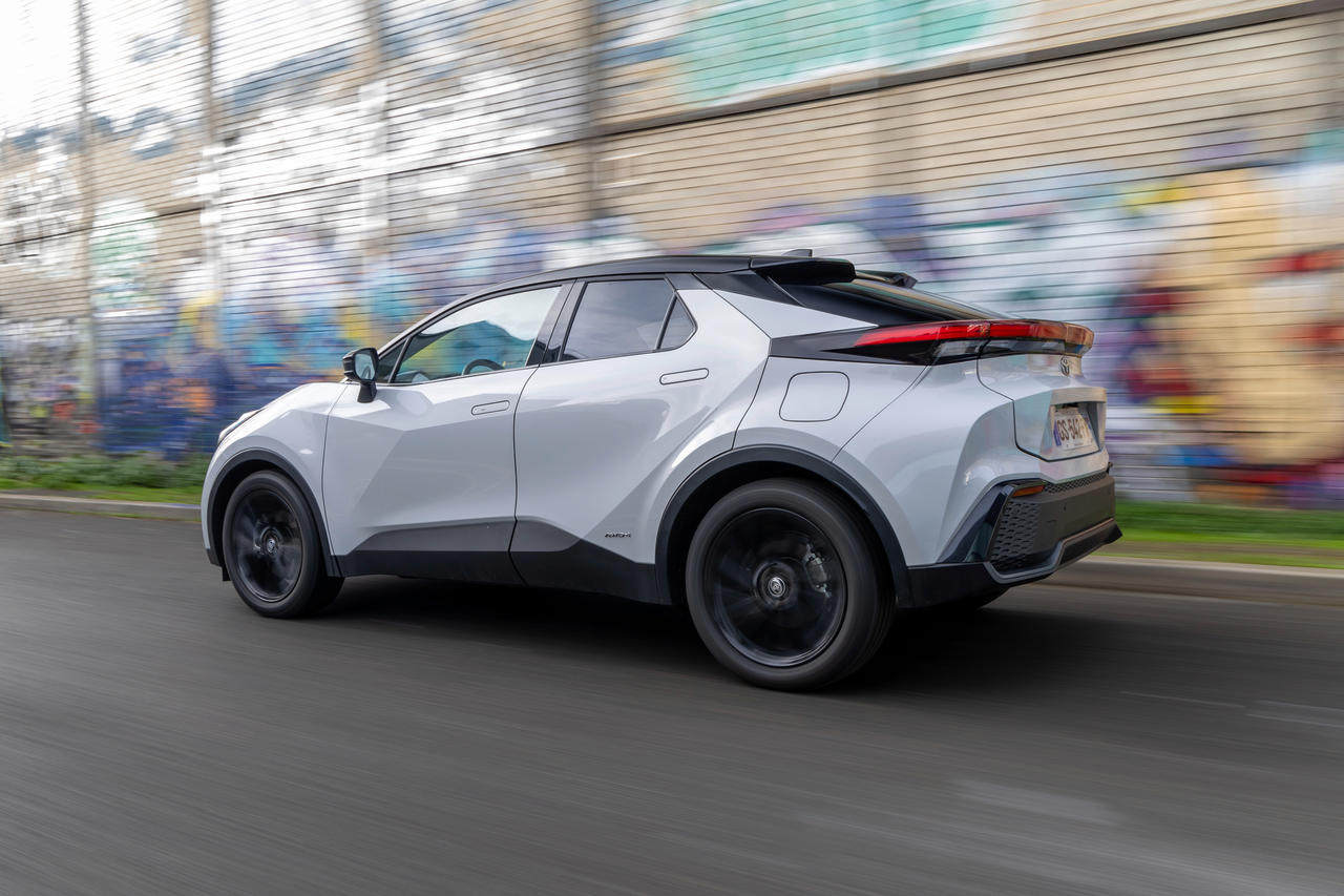 Photo 7 consommation toyota chr 2024 Essai Toyota CHR 200 GR Sport (2024) l’hybride GTI