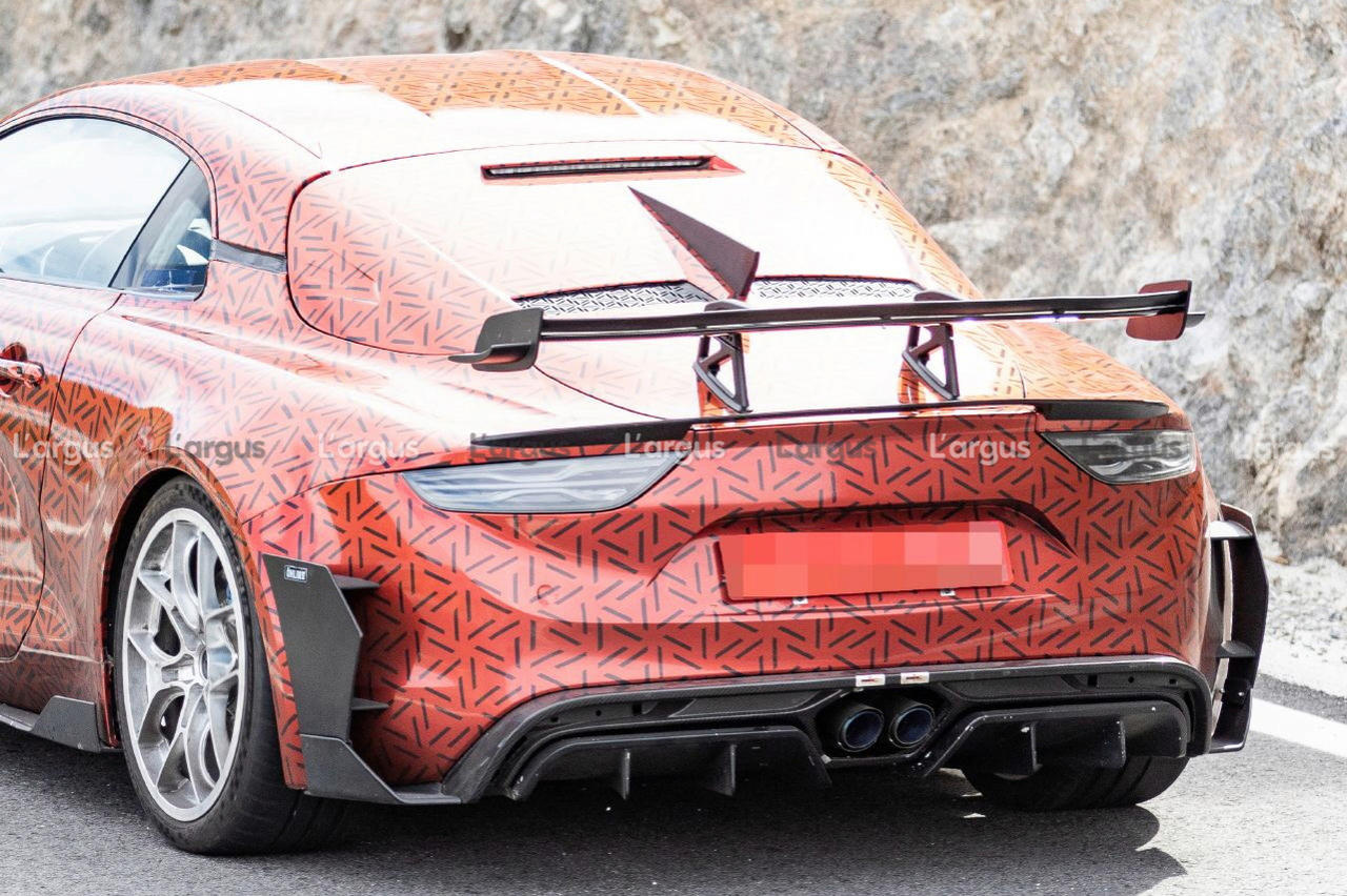 Alpine A110 R Ultime (2025). Photos, prix, date de lancement et ...