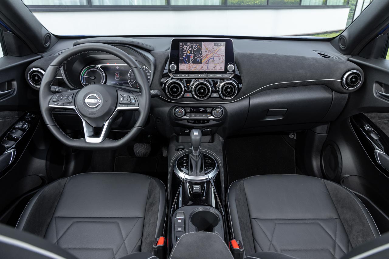 Photo 17 Planche de bord Nissan Juke Hybrid 2022 Essai comparatif. Le Nissan Juke hybride