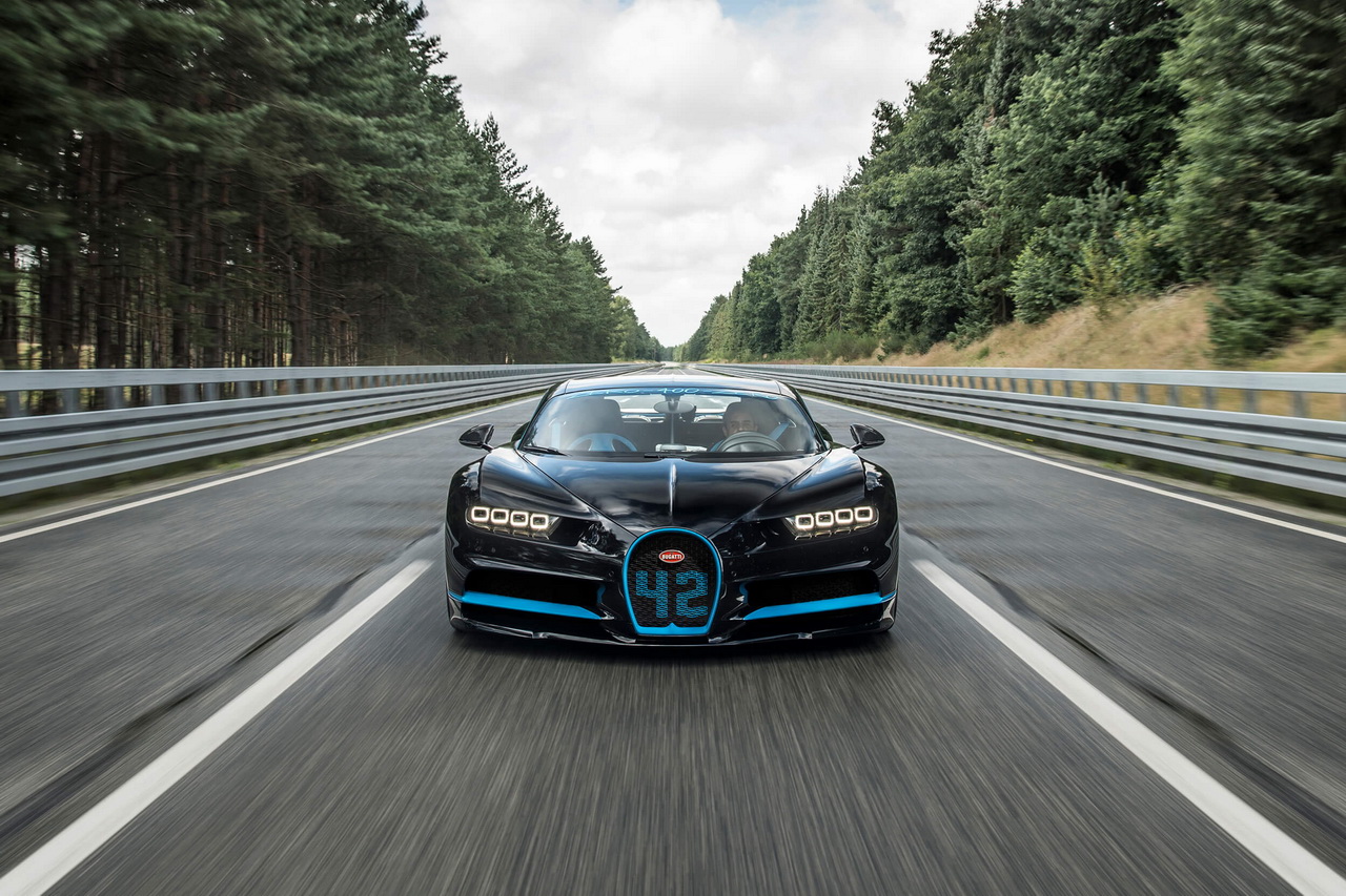 Bugatti Chiron : 0-400-0 km/h en moins de 42 secondes ...