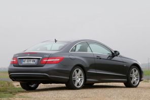 Mercedes Classe E coupé.