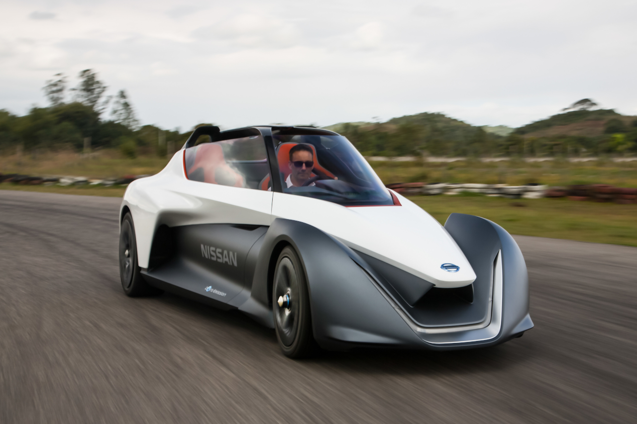 Photo 31 Nissan BladeGlider Prototype Voitures 3 places. La saga de la Citroën 5HP à la