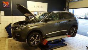 vibrations capot moteur Peugeot 3008