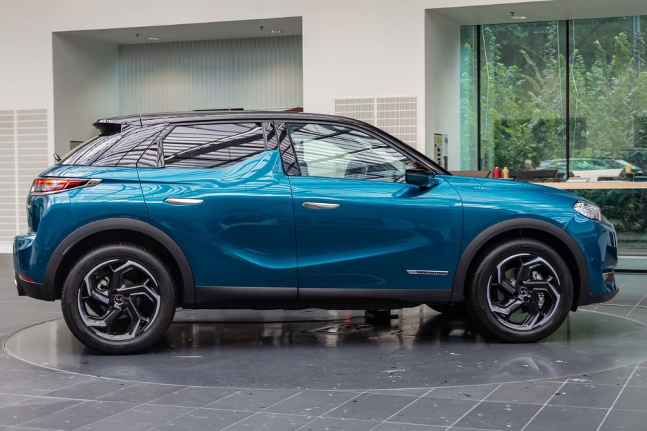 2018-ds3-crossback-02.jpg?width=940&qual