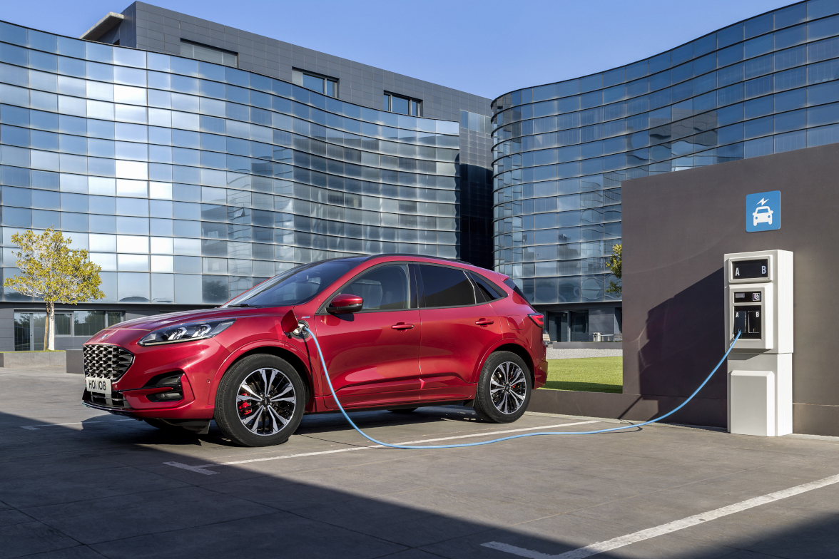 Ford Kuga Flexifuel (2021). Les prix de la version hybrideéthanol E85