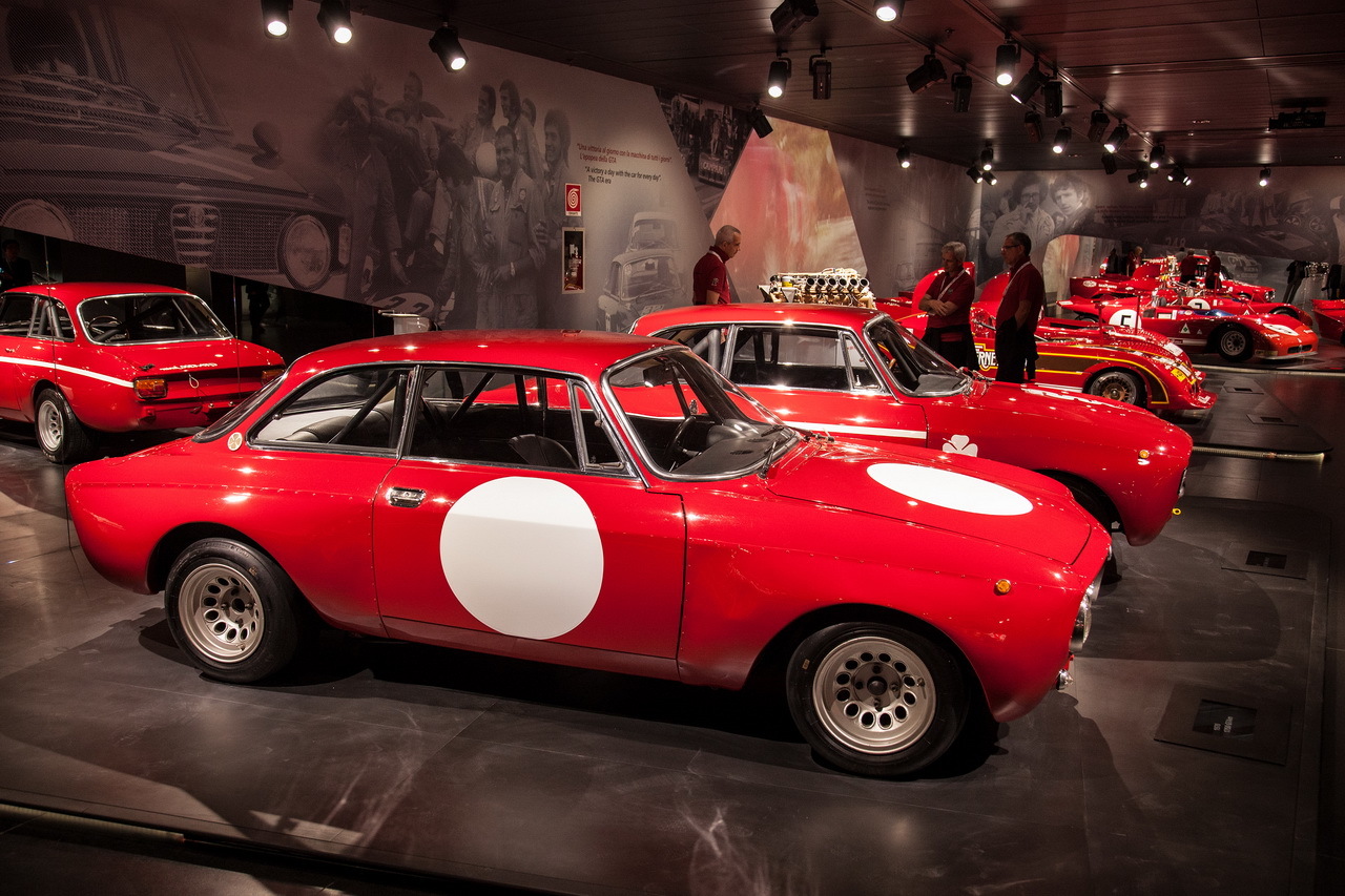 Le Mus 233 E Alfa Romeo D Arese Italie 22 Alfa Romeo 1750
