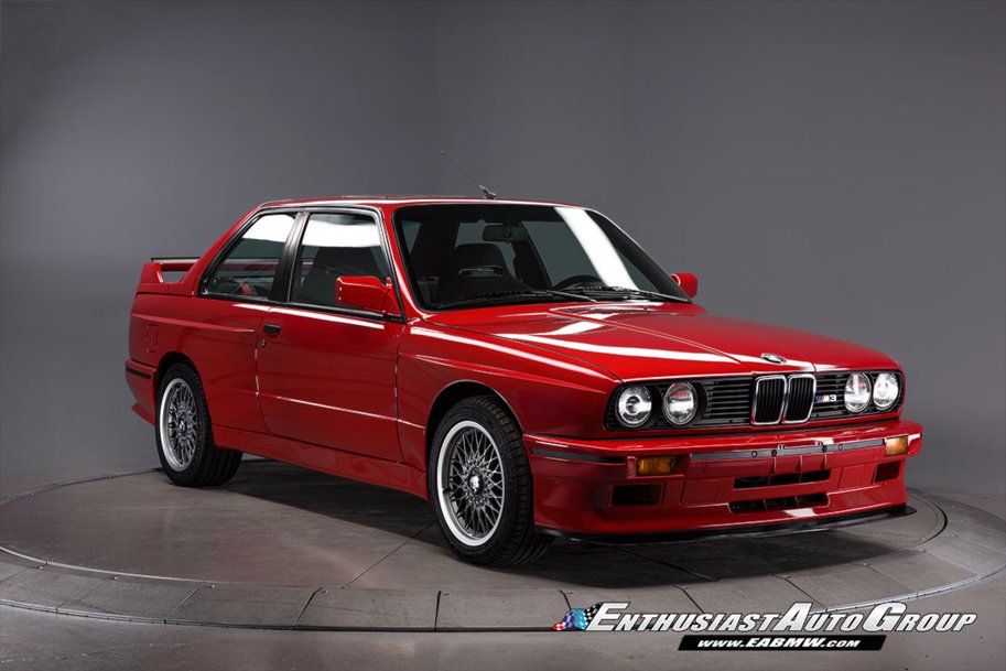 Bmw Une Collection De L 233 Gende Mise En Vente Bmw M3 E30