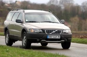 Le XC70 D5 n'est disponible qu'avec la boîte automatique Geartronic, c'est-à-dire à commande séquentielle.