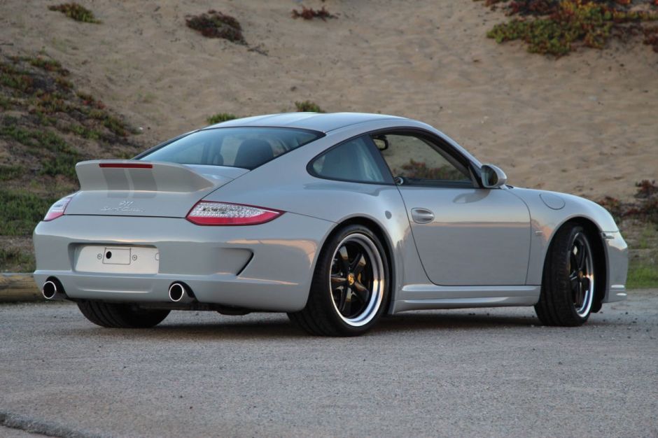 Porsche 911 (2020) : le retour de la version à queue de ...