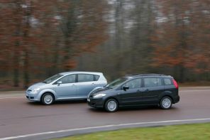 Mazda 5 2.0 MZR-CD 143 contre Toyota Corolla Verso D-4D 136