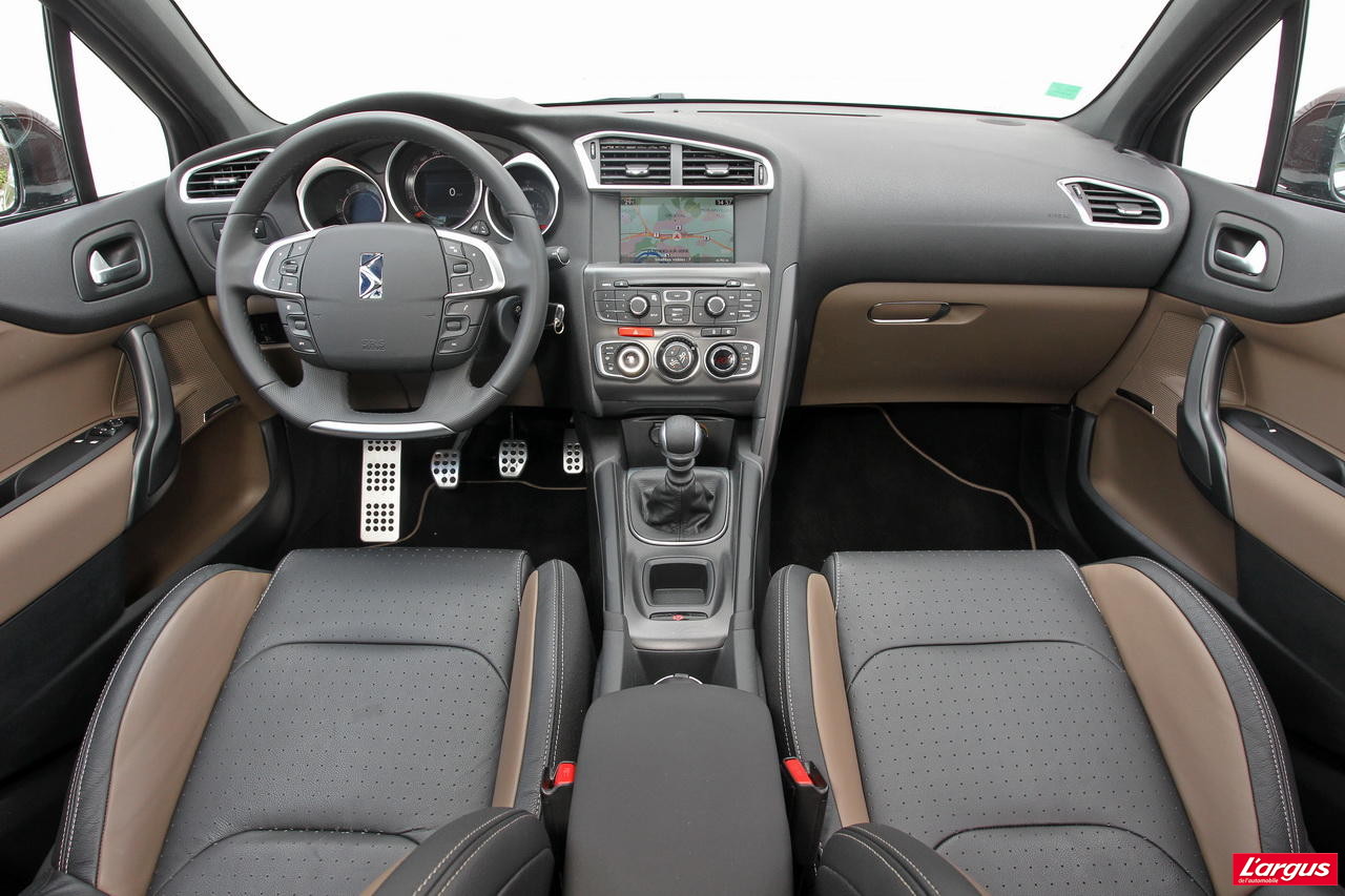 La Citroën DS4 face à la Renault Mégane Coupé - Photo #6 - L'argus