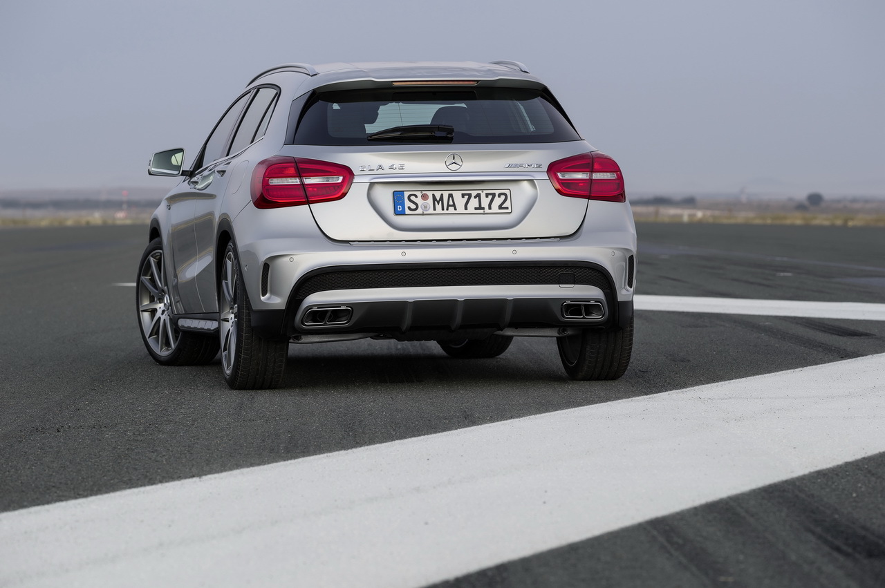 photo du Mercedes GLA 45 AMG